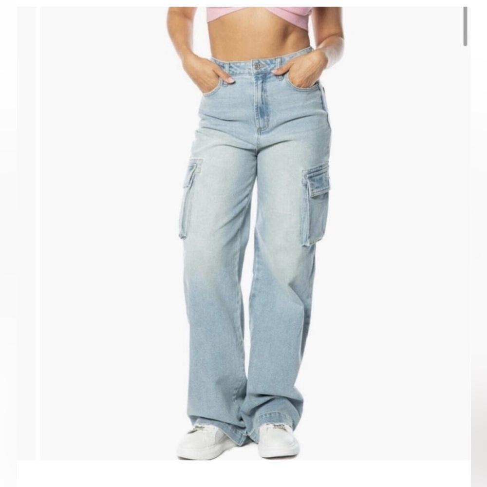 New Juicy Couture Light Blue Carpenter Jeans. Size 5